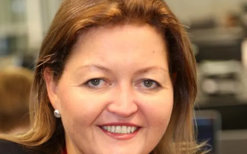 lindsay mann profile